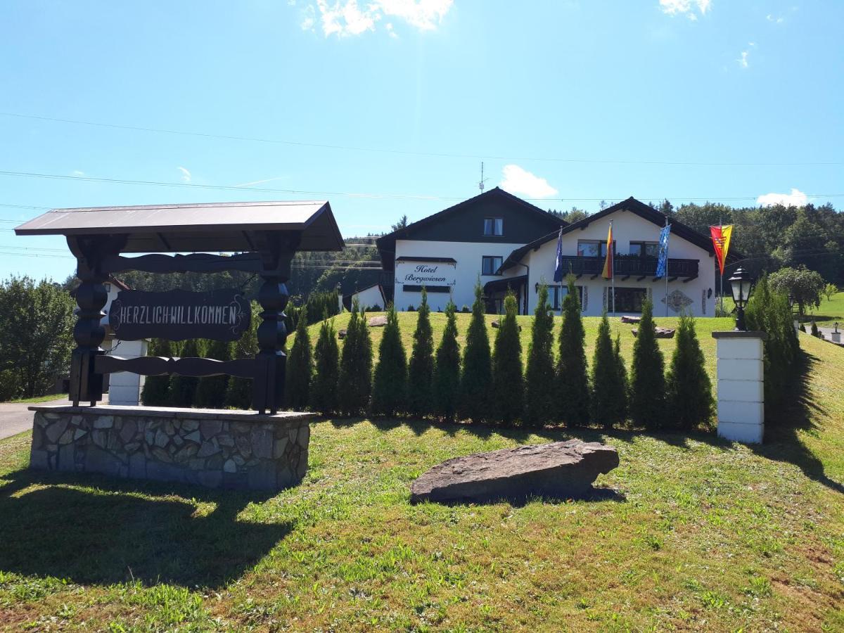 Hotel - Gasthof Spessarttor Lohr Exterior foto